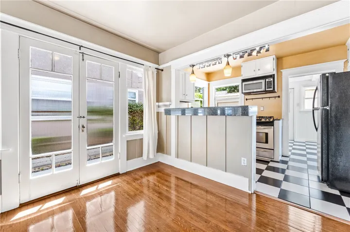 1812 1st Street, Long Beach, California 90802