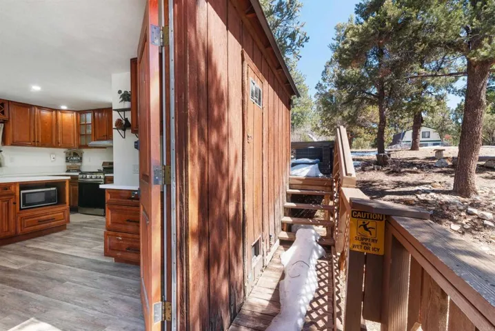 193 Riverside Ave, Sugarloaf, California 92386