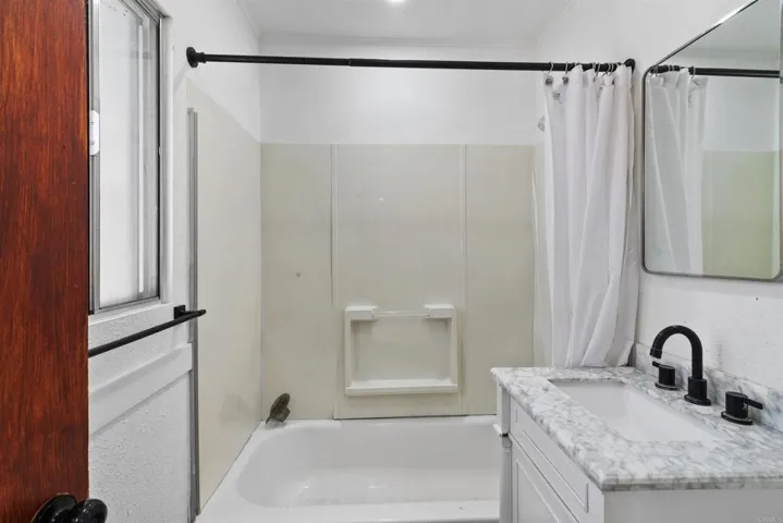 193 Riverside Ave, Sugarloaf, California 92386