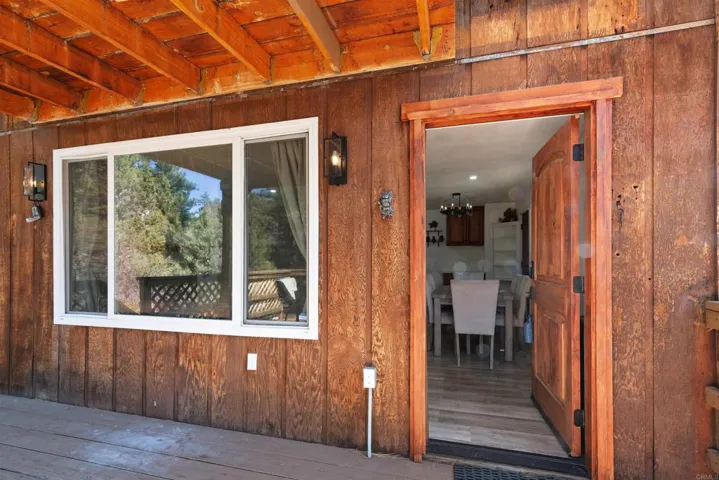 193 Riverside Ave, Sugarloaf, California 92386