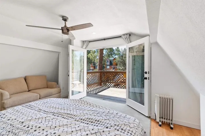 193 Riverside Ave, Sugarloaf, California 92386