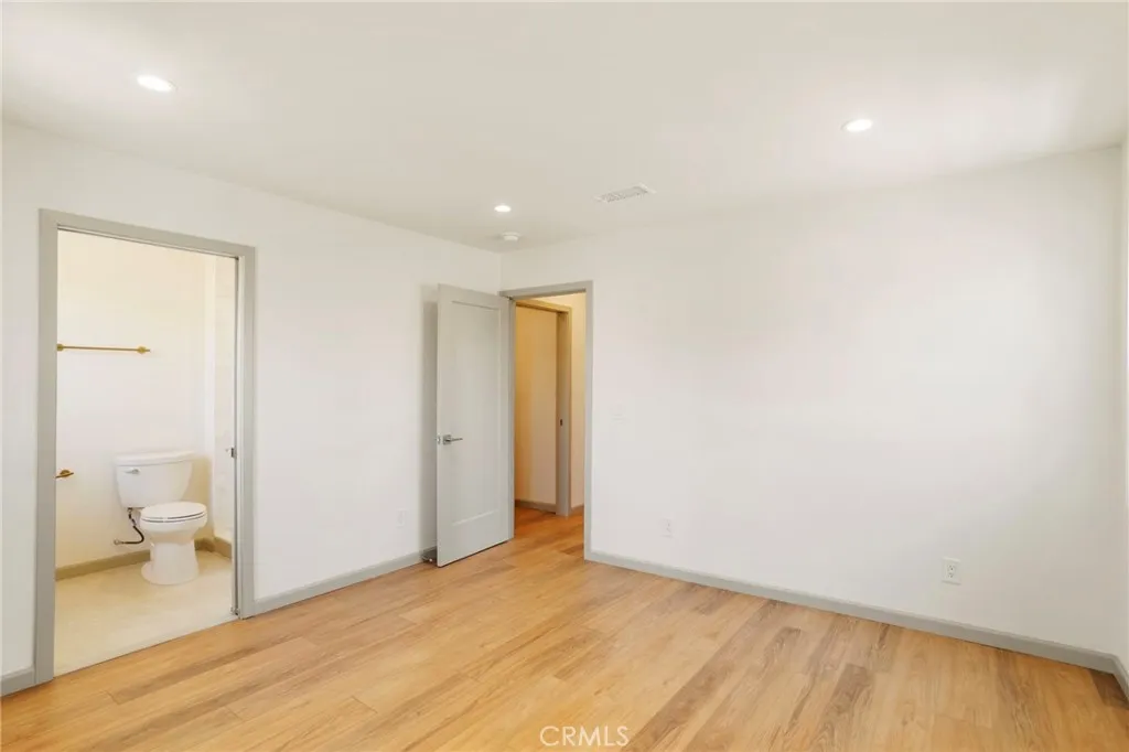 1241 W 22nd Street, Los Angeles, California 90007 home-pic-10