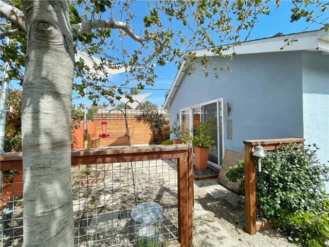 19011 Vanowen Street, Reseda, California 91335