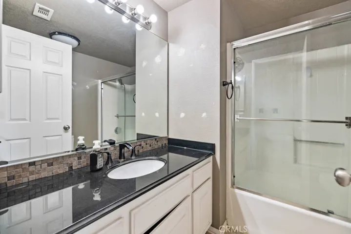 36324 43rd St E, Palmdale, California 93552
