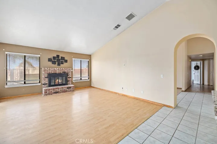 36324 43rd St E, Palmdale, California 93552