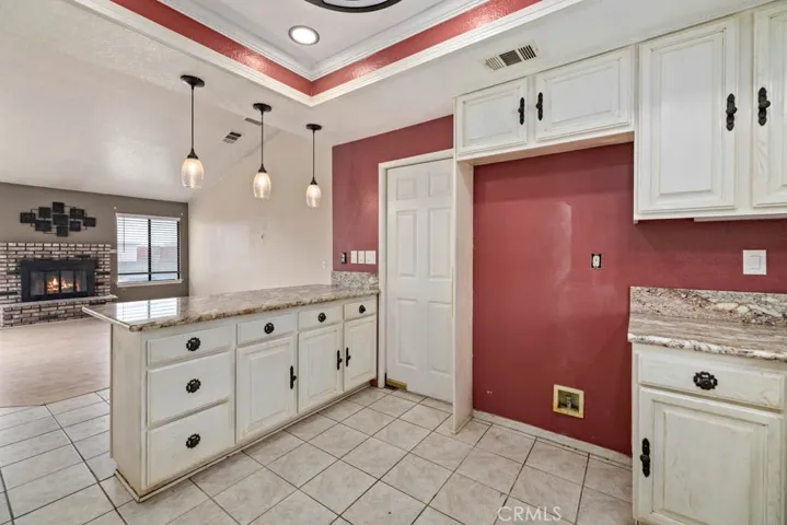 36324 43rd St E, Palmdale, California 93552