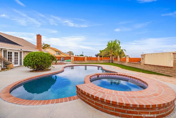 36324 43rd St E, Palmdale, California 93552