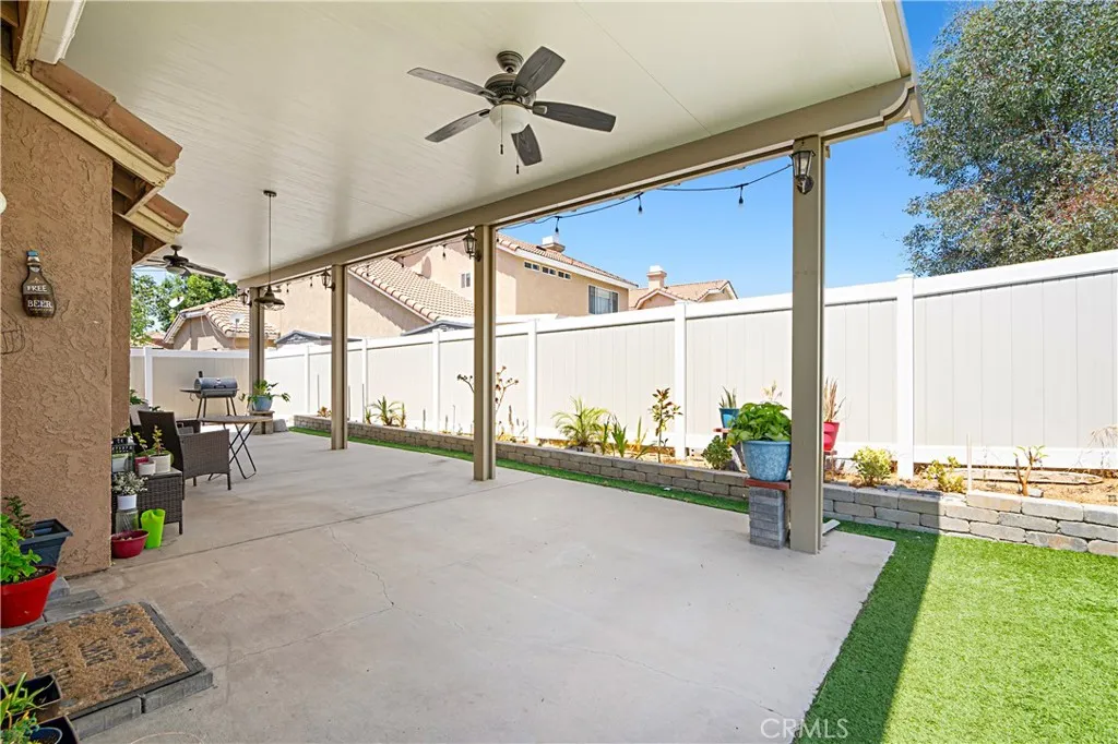 1605 Knox Circle, Corona, California 92879 home-pic-22