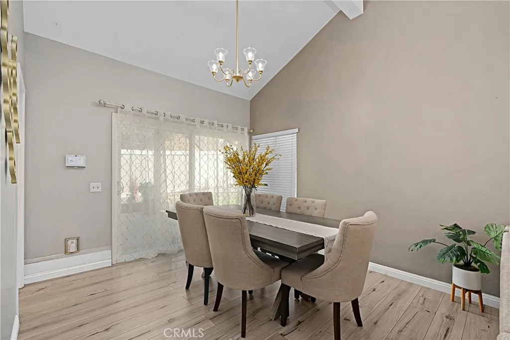 1605 Knox Circle, Corona, California 92879 home-pic-6