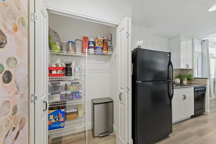 7595 Canyon Meadow Cir C, Pleasanton, California 94588