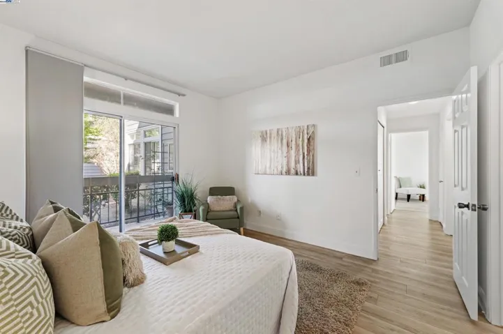 7595 Canyon Meadow Cir C, Pleasanton, California 94588