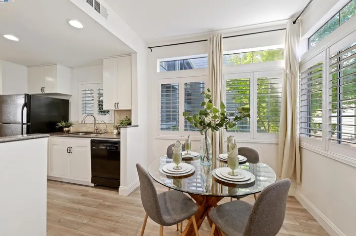 7595 Canyon Meadow Cir C, Pleasanton, California 94588