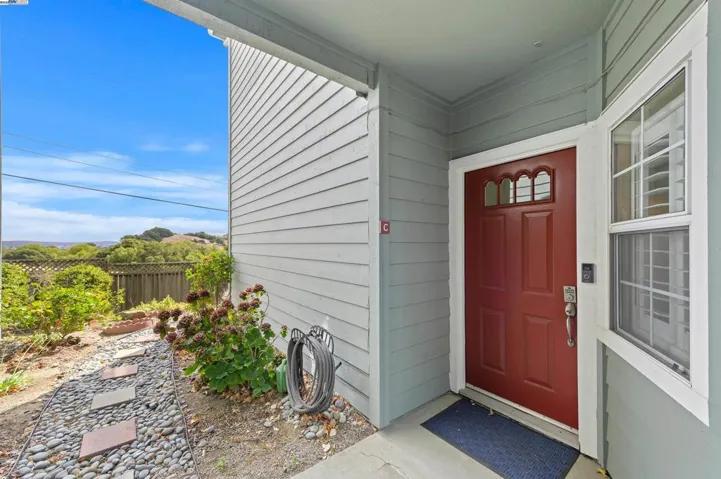 7595 Canyon Meadow Cir C, Pleasanton, California 94588