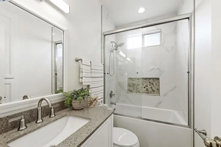 7595 Canyon Meadow Cir C, Pleasanton, California 94588