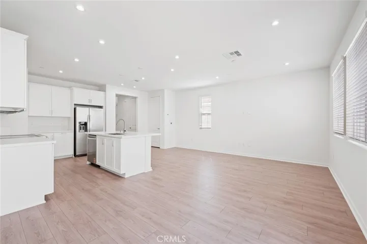 15592 Asana Way, Fontana, California 92336