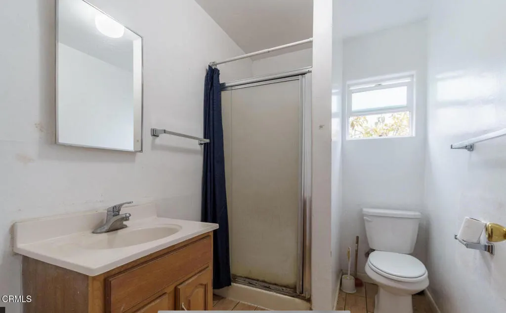 1214 Saticoy Street, Santa Paula, California 93060 home-pic-12