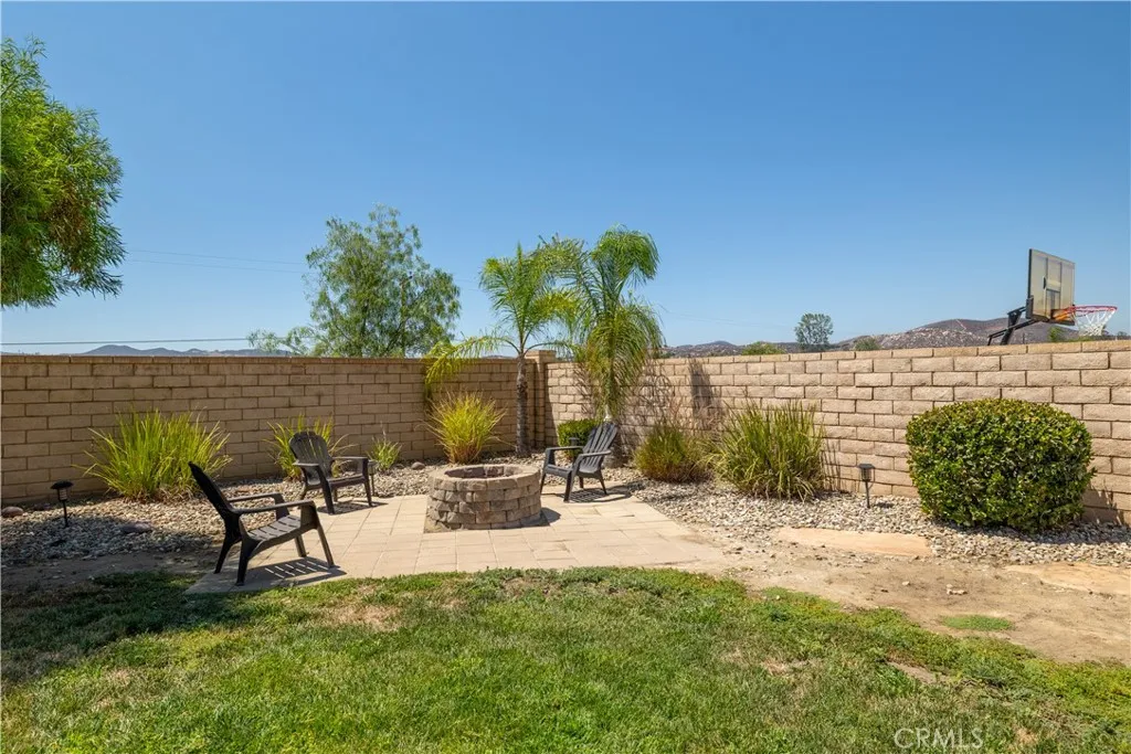 26149 Sierra Sky Street, Menifee, California 92584 home-pic-27