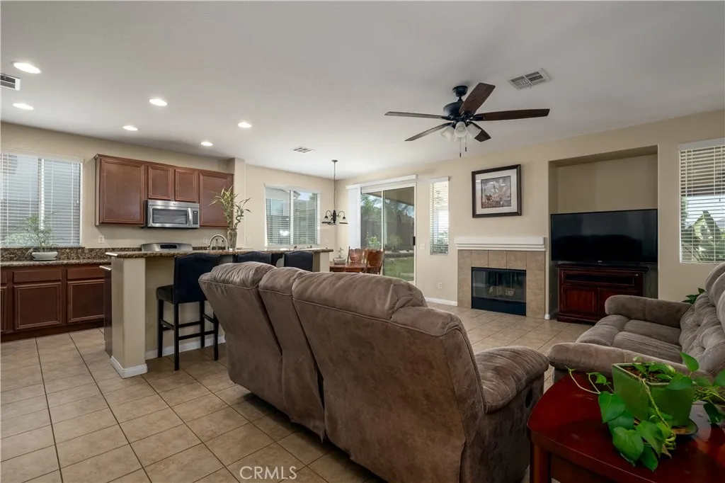26149 Sierra Sky Street, Menifee, California 92584 home-pic-7