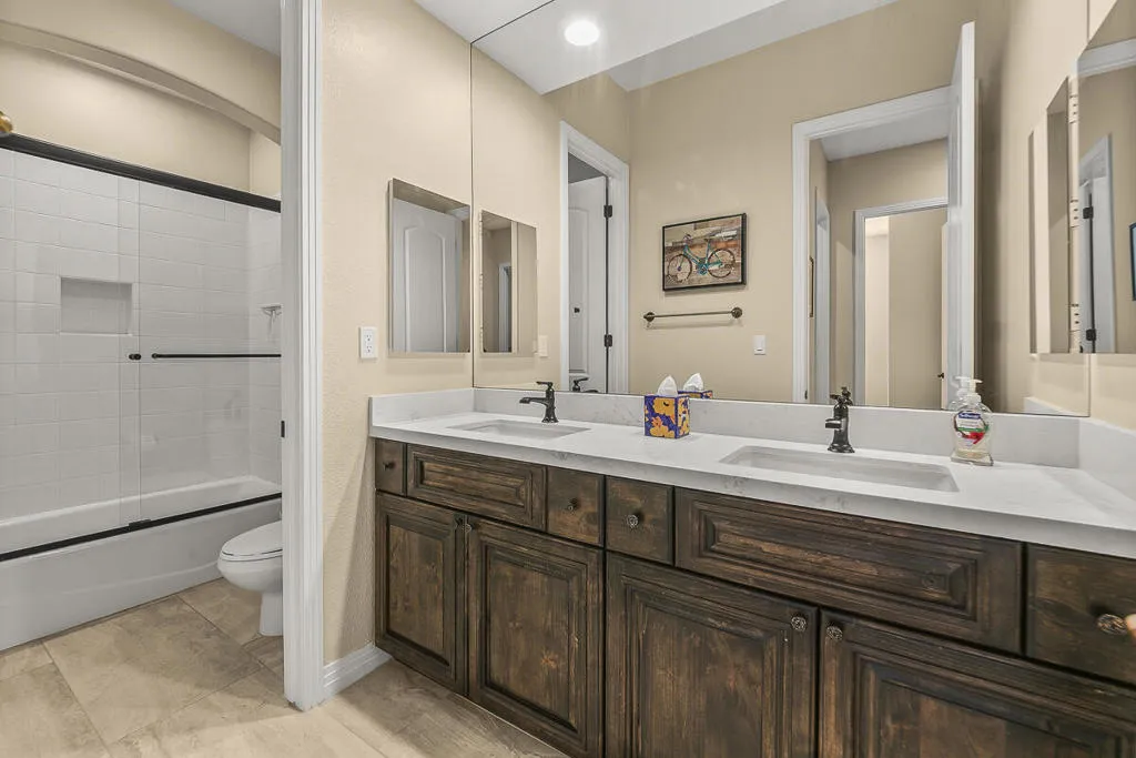 81129 Soaring Hawk Court, Indio, California 92201 home-pic-26