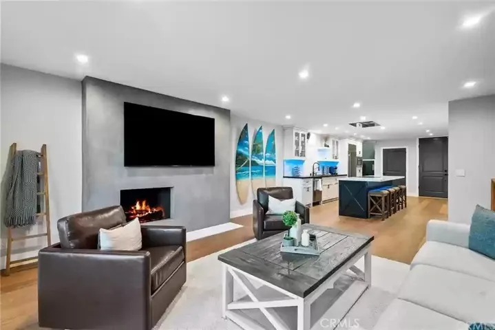 16443 Harbour Lane 11, Huntington Beach, California 92649