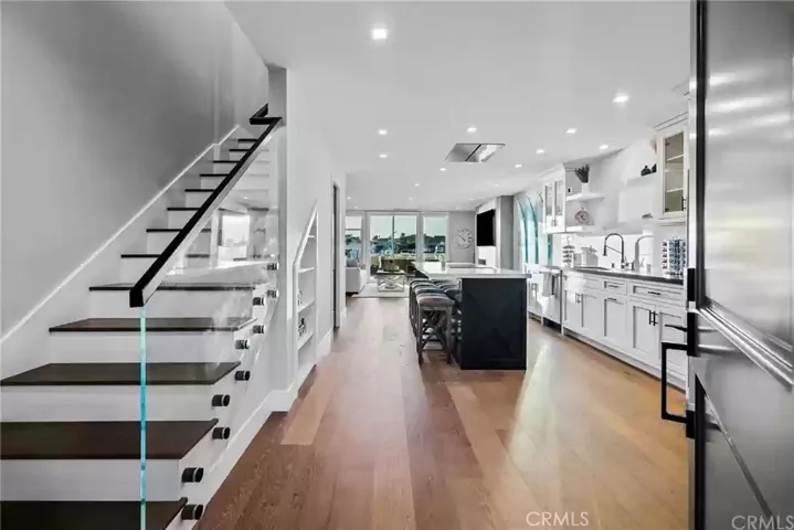 16443 Harbour Lane 11, Huntington Beach, California 92649