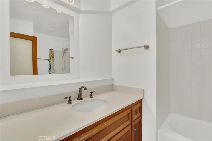 3021 Croyden Bay 97, Costa Mesa, California 92626