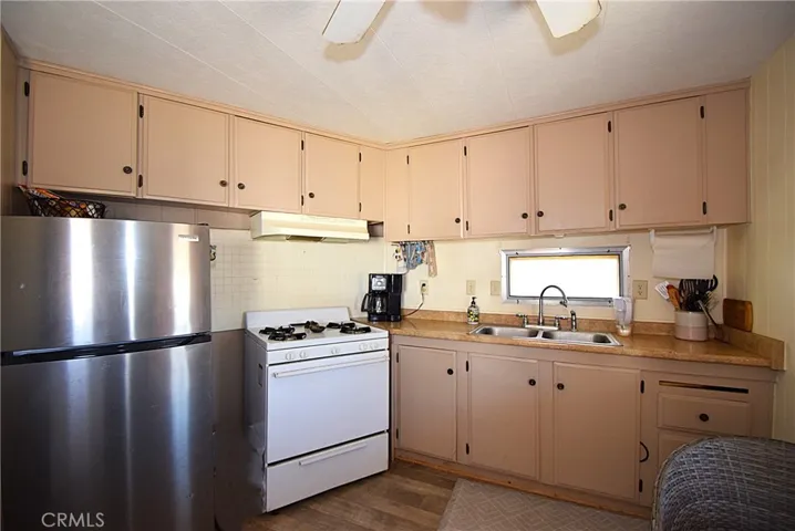 56254 29 Palms Highway 29, Yucca Valley, California 92284
