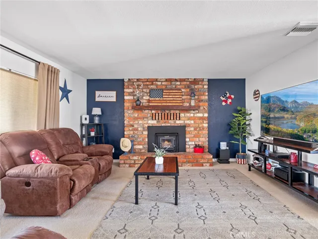 31175 Sherwood Street, Lucerne Valley, California 92356