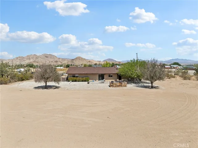 31175 Sherwood Street, Lucerne Valley, California 92356