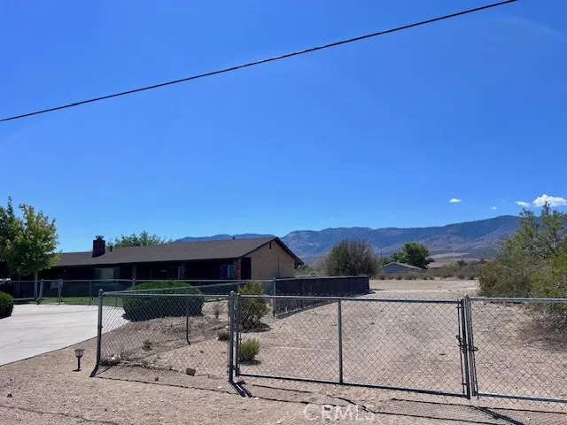 31175 Sherwood Street, Lucerne Valley, California 92356