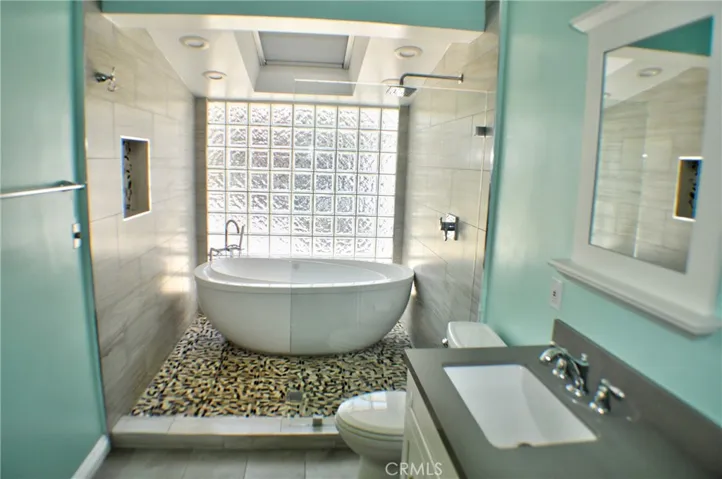 123 Avenida Valencia W, San Clemente, California 92672