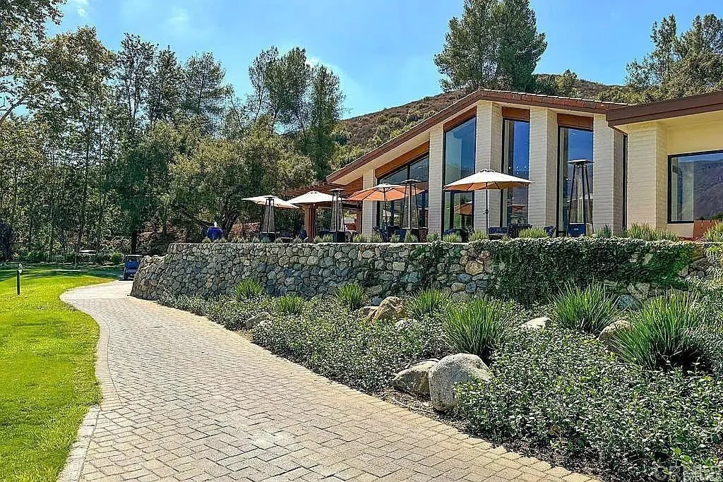 32920 Luiseno Circle Dr, Pauma Valley, California 92061 home-pic-63