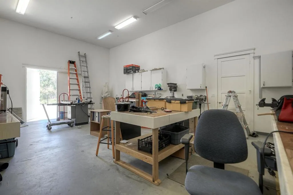 32920 Luiseno Circle Dr, Pauma Valley, California 92061 home-pic-58