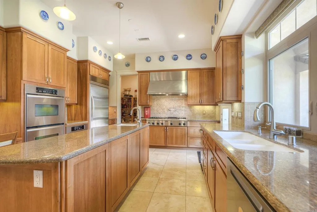 32920 Luiseno Circle Dr, Pauma Valley, California 92061 home-pic-25