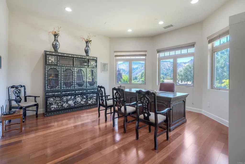32920 Luiseno Circle Dr, Pauma Valley, California 92061 home-pic-20