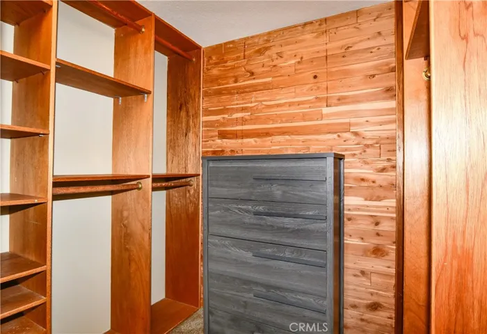cedar lined walk in closet