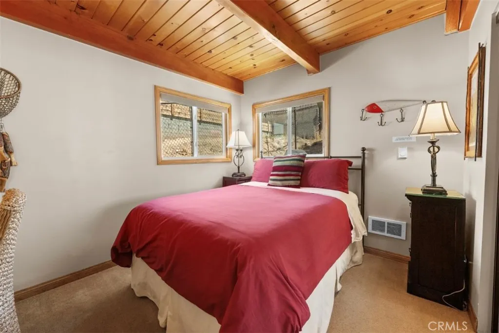 653 Temple Lane, Big Bear Lake, California 92315 home-pic-19