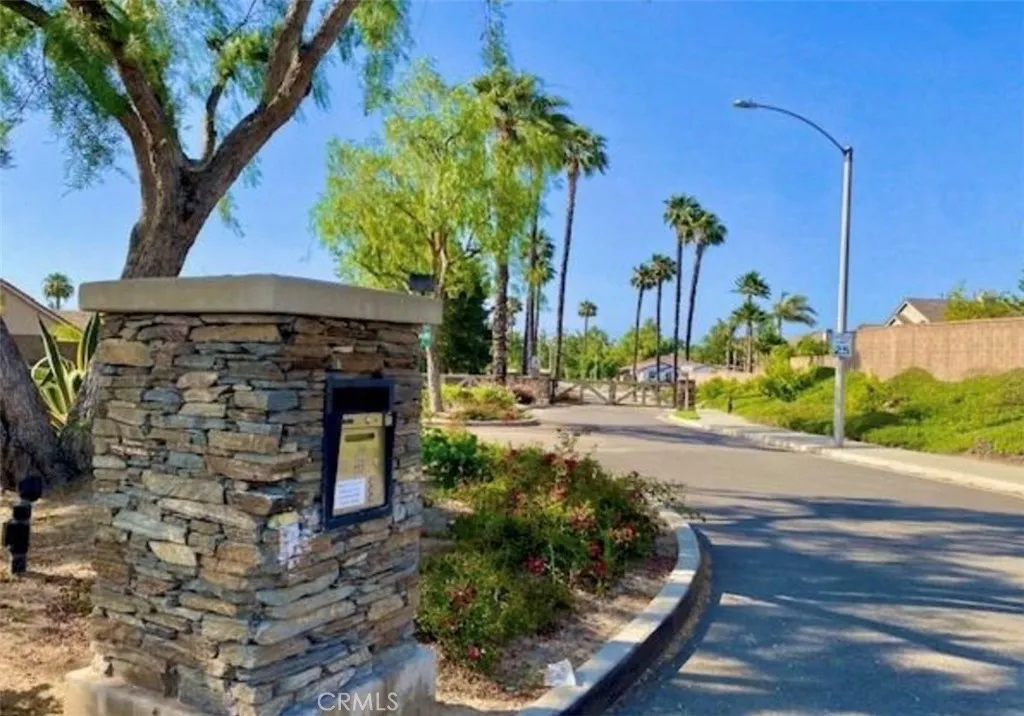 12410 Mimosa Lane, Riverside, California 92503 home-pic-71