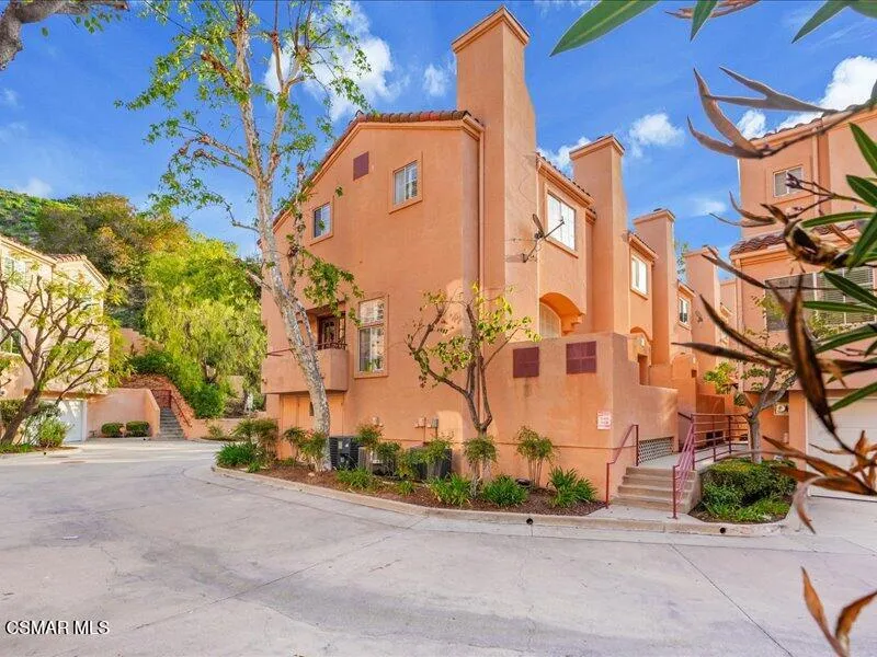 4345 Freedom Drive F, Calabasas, California 91302, 2 Bedrooms Bedrooms, ,3 BathroomsBathrooms,Residential Lease,For Rent,Freedom,225004450