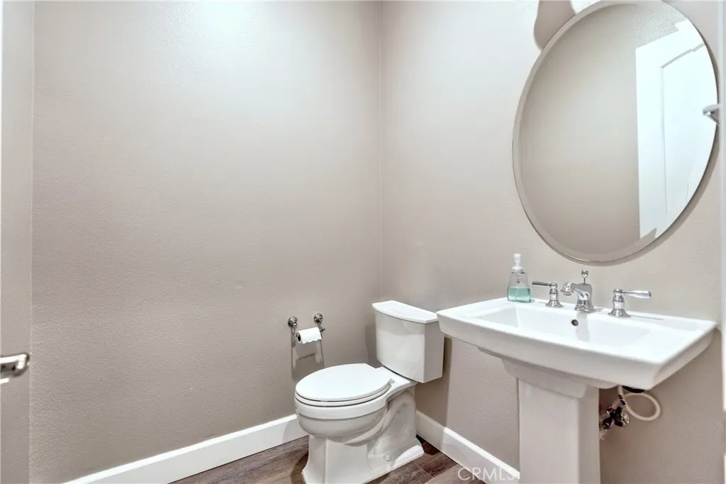 1033 Elderberry Drive, Glendora, California 91741 home-pic-26