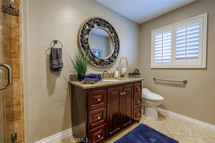 Downstairs fully remodeled guest bathroom