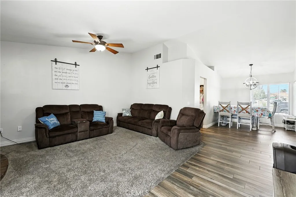 6757 Loma Vista Avenue, Hesperia, California 92345 home-pic-3