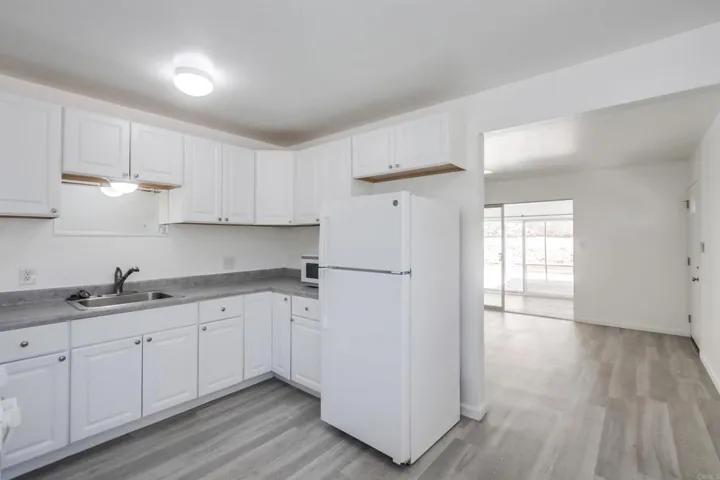 2948 54 Reynard Way, San Diego, California 92103