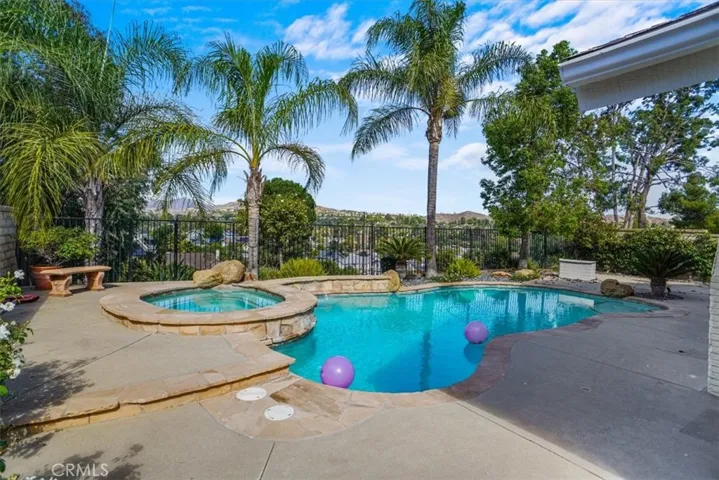 23121 Magnolia Glen Drive, Valencia, California 91354