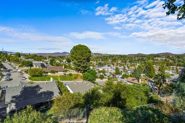 23121 Magnolia Glen Drive, Valencia, California 91354