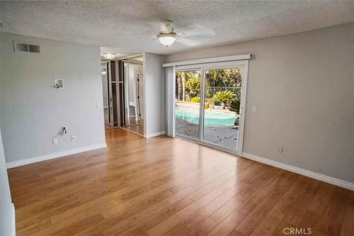 23121 Magnolia Glen Drive, Valencia, California 91354