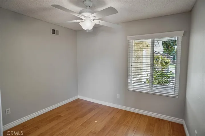 23121 Magnolia Glen Drive, Valencia, California 91354
