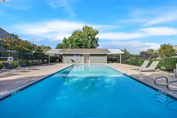7539 Rolling Hills Cir, Dublin, California 94568