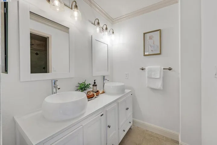 7539 Rolling Hills Cir, Dublin, California 94568