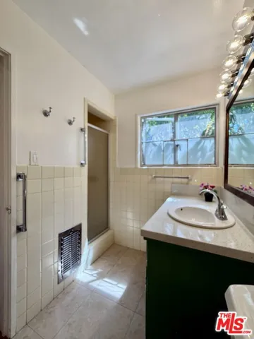 Separate shower stall